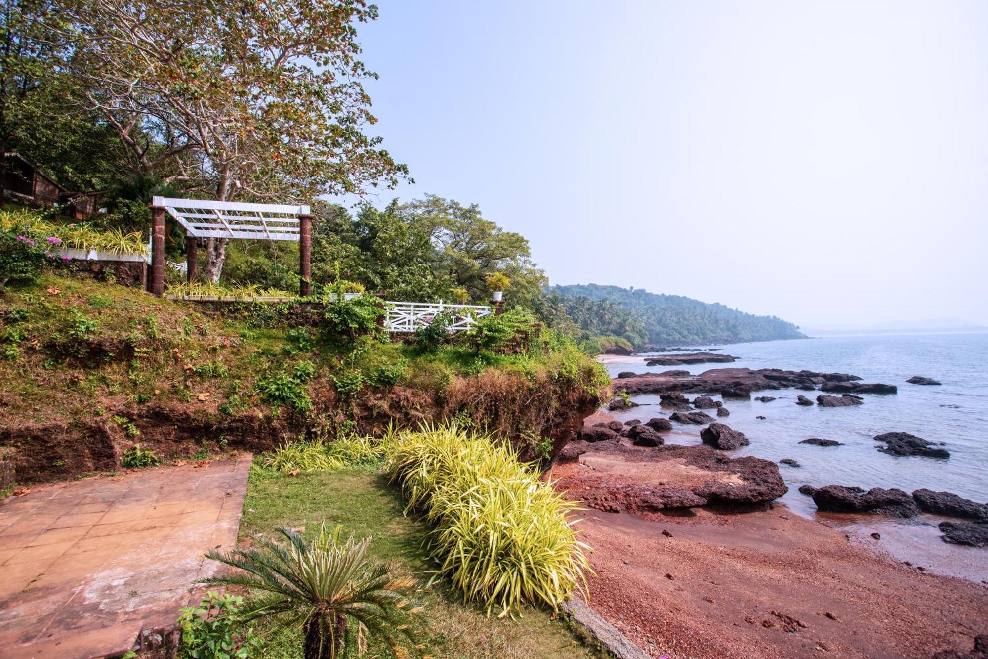 Stone Water Eco Resort Bogmalo Exterior photo