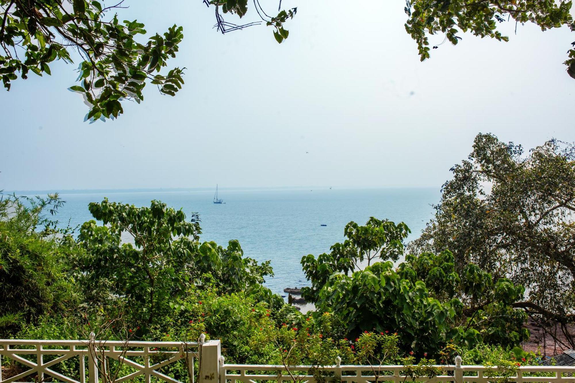 Stone Water Eco Resort Bogmalo Exterior photo
