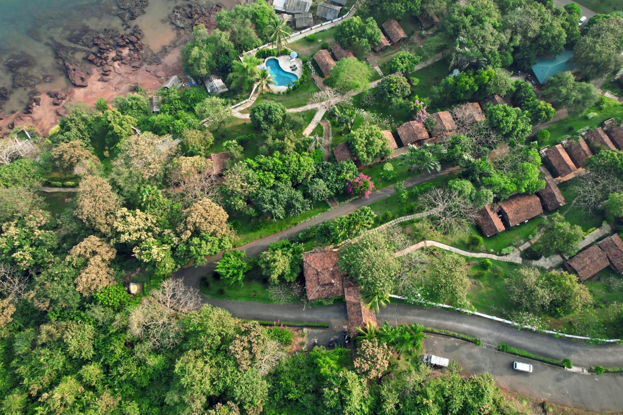 Stone Water Eco Resort Bogmalo Exterior photo